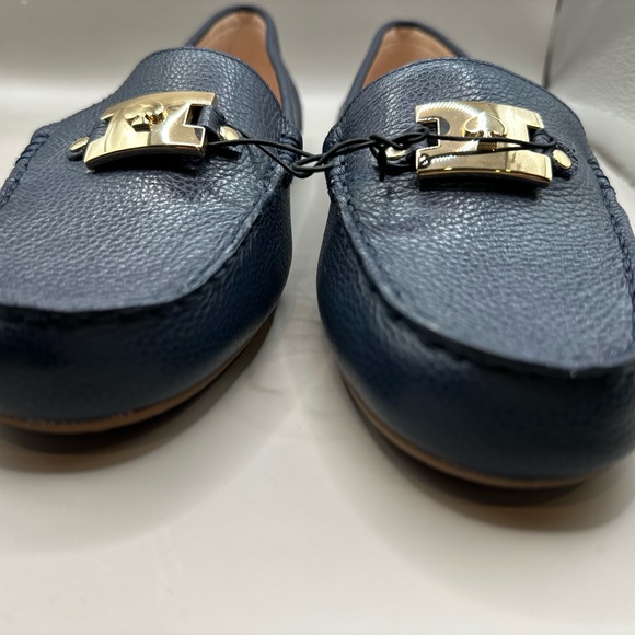 New! Kate Spade Carmen Navy Leather Gold Hardware Driving Loafer Women Size 9B - Picture 3 of 10